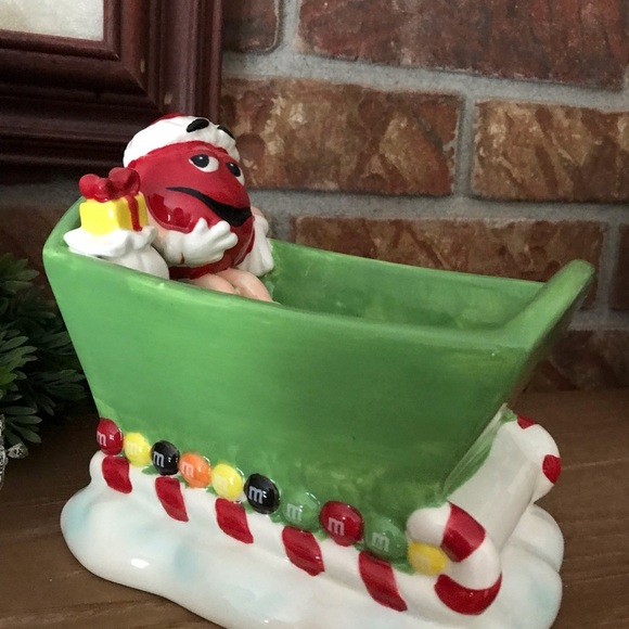 Rare M&M’s Sleigh Holiday Candy Dish - Picture 7 of 12